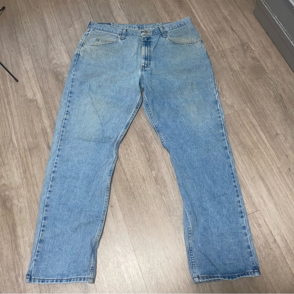 Mens light blue wrangler jeans